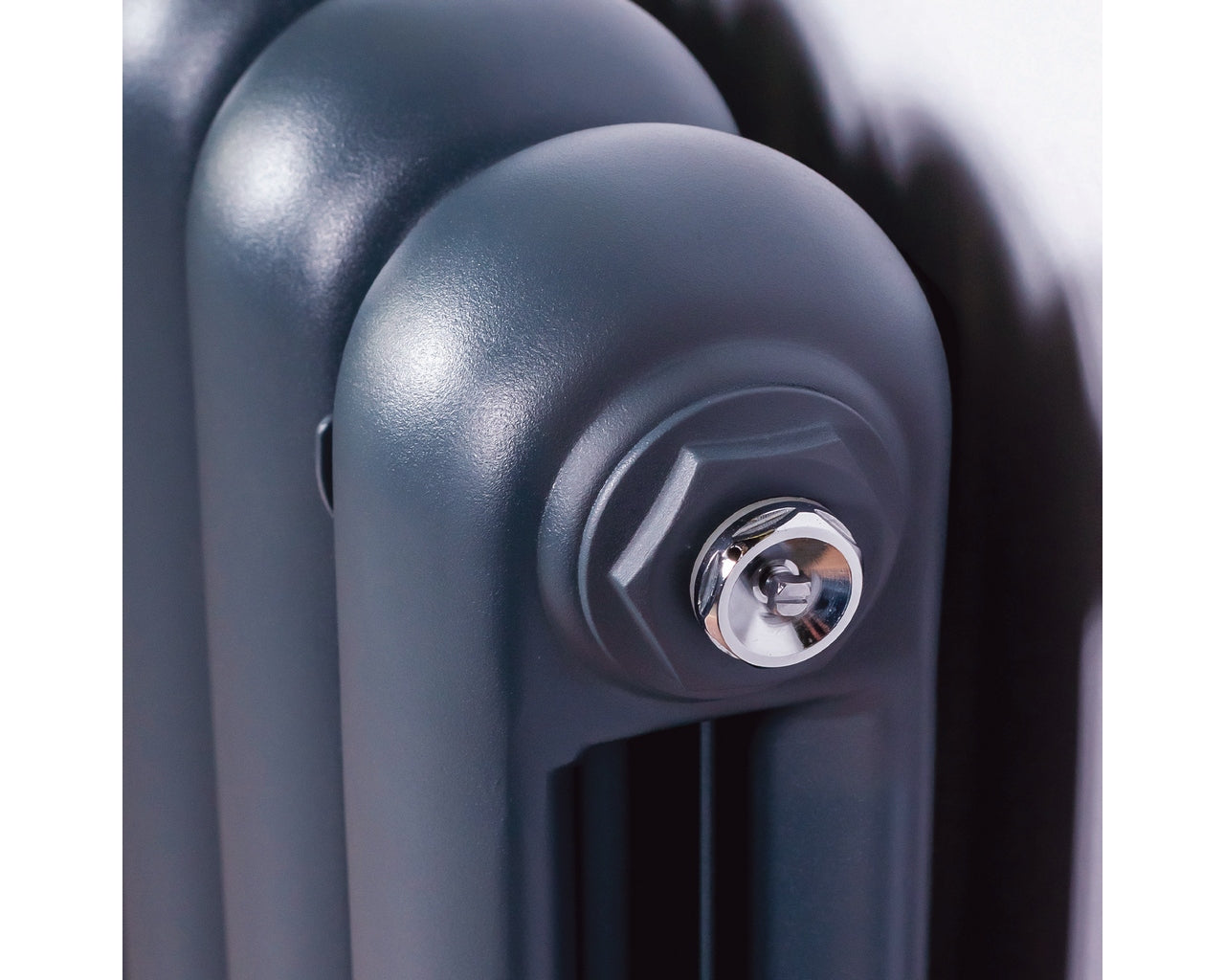 Cassius Mild Steel Vertical Radiator