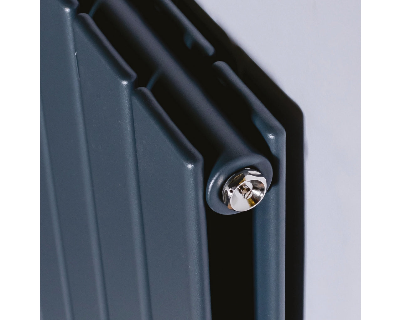 Strata Mild Steel Vertical Radiator